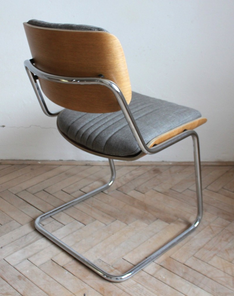 židle "Castelli"